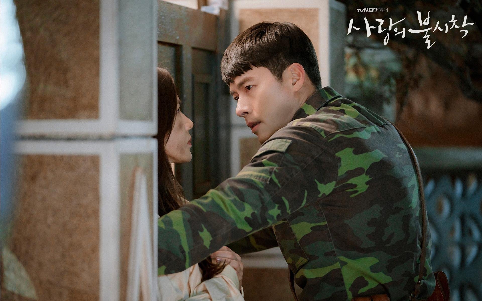 低位单打与边路拉边两种攻势效率如何比较,低位单打和高位单打