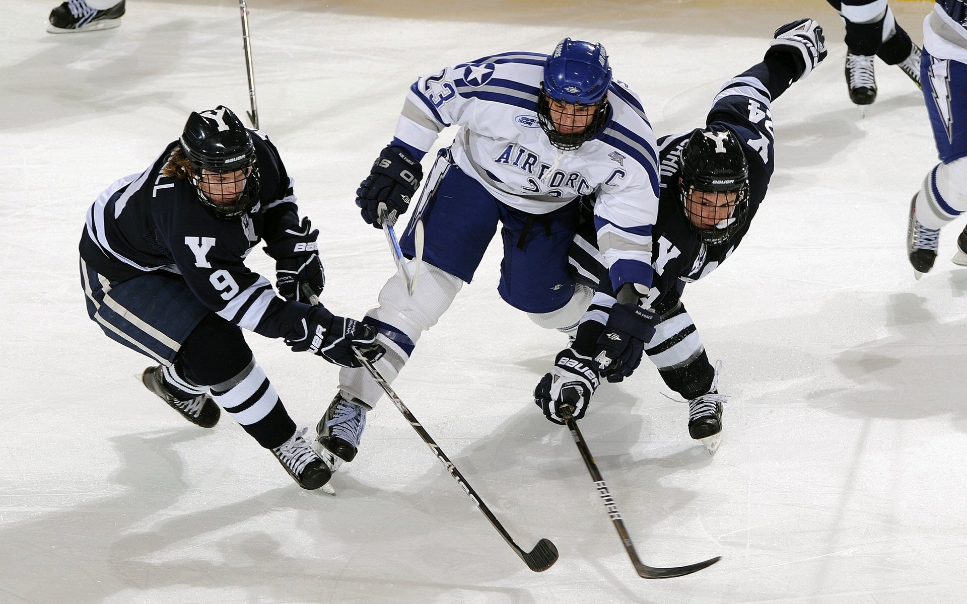 转会窗口即将关闭,新月加速引援